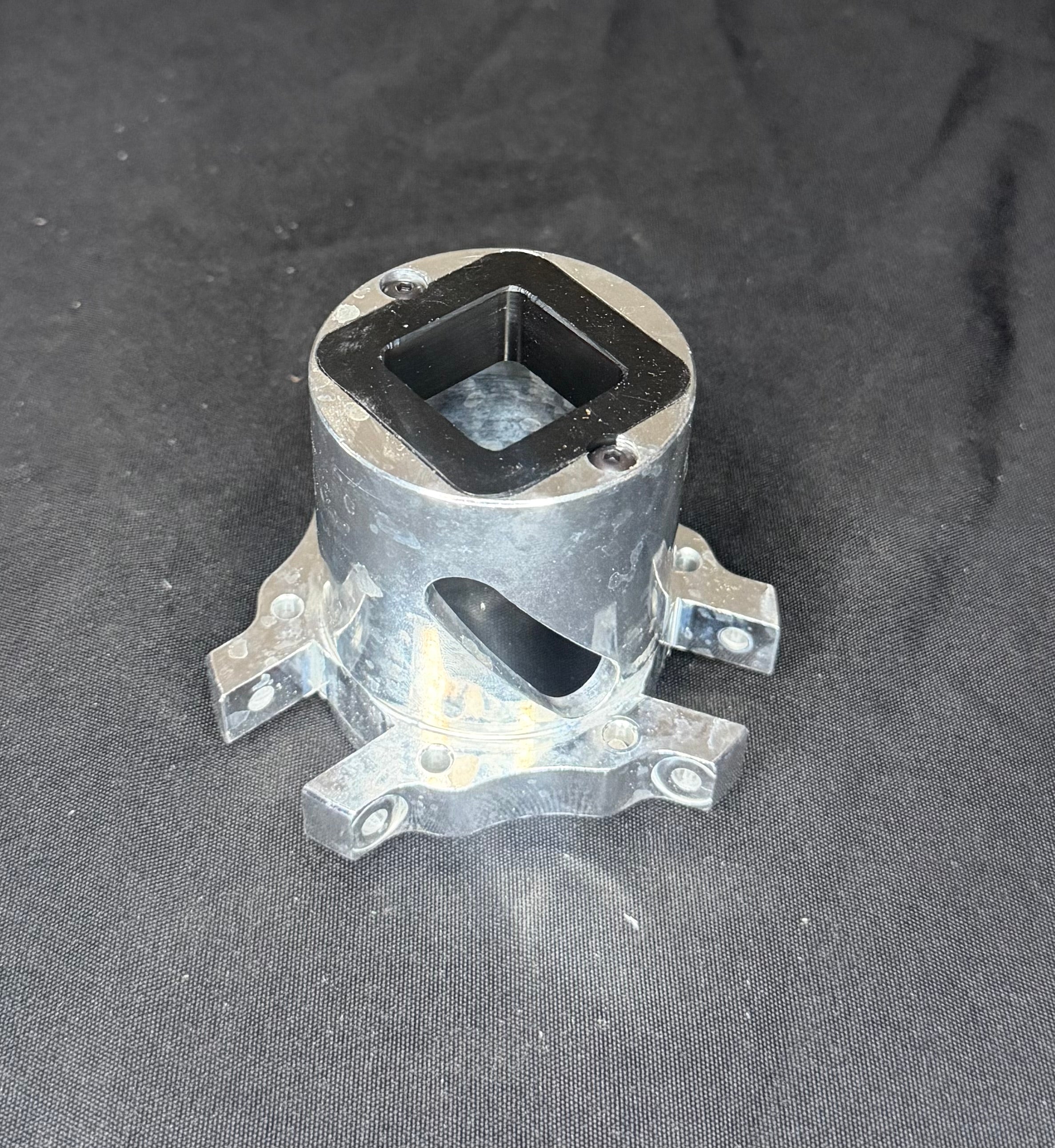 Holeshot One Piece Spider